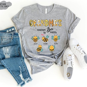 Personalized Grandma Bee Sweater - Christmas Gift Idea For Grandma/Mom - Up to 10 Kids - Grandma's Reasons To Bee Happy