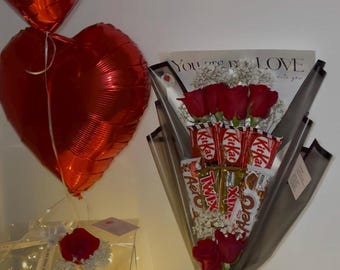 Cake Box with Heart Balloons | Personalized Birthday Cake Gift | Anniversary Surprise Box | Romantic Gift