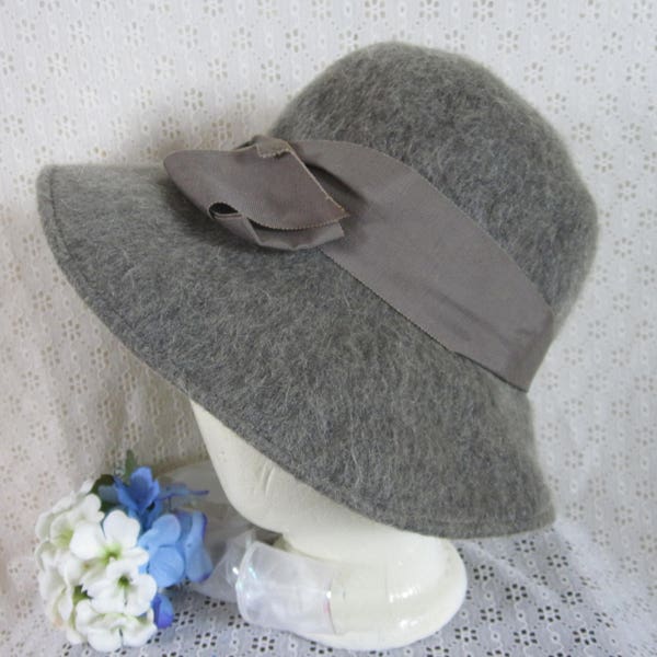 Vintage Hat Women’s Gray Wool Fedora Cloche Woodleigh Woodward & Lothrop 1940's Wide Brim Boho Preppy Jaunty Versatile Theater Costume SALE