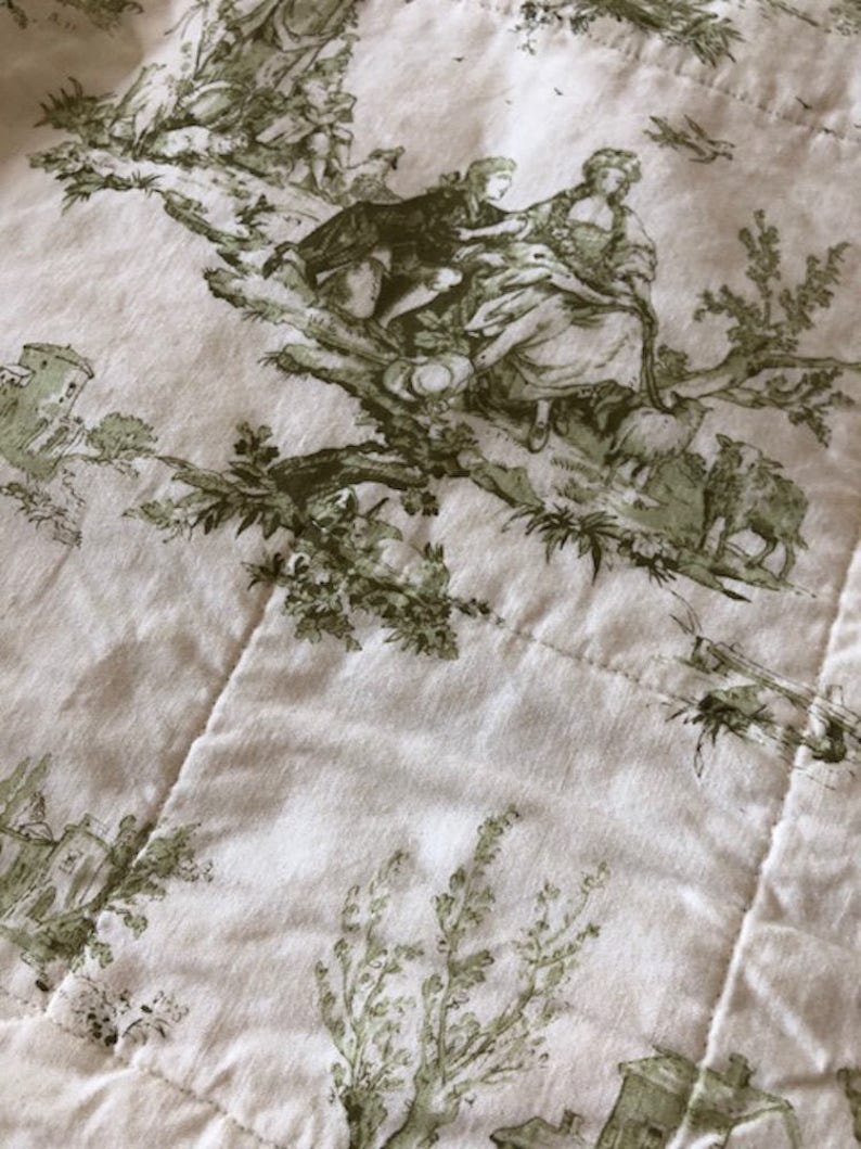 34x41 Reversible Purple Floral ToileTraditional Patchwork Quilt Home Office Decor Handmade Tabletopper Crib Lap Travel Kids Wall Size