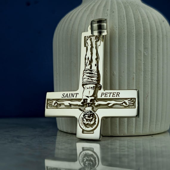 Handcrafted Saint Peter Upside-Down Cross Pendant – Symbolic Religious Necklace for Spiritual Devotion