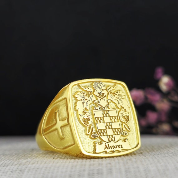 Custom Family Crest Signet Ring: Personalized Coat of Arms