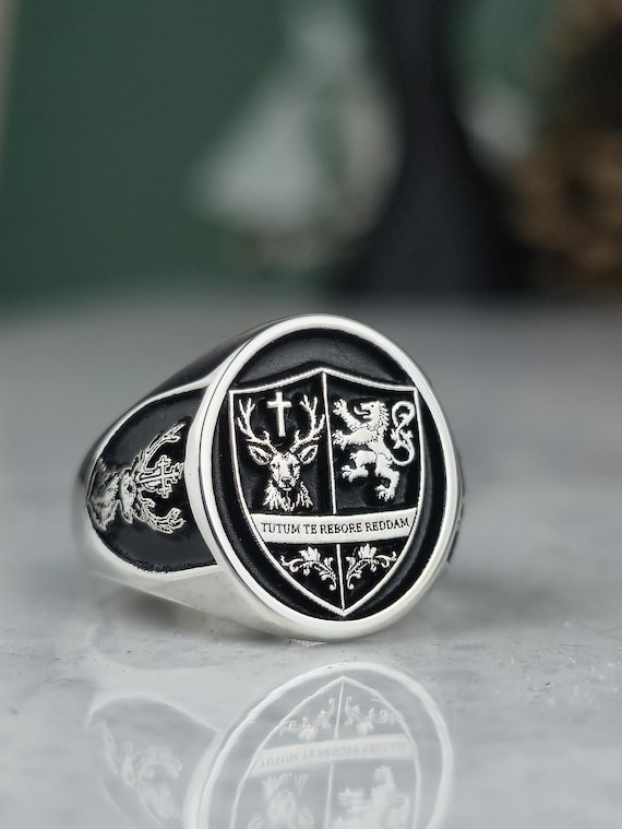 Custom Family Crest Ring | Coat of Arms Signet | Personalized Heraldic Jewelry | Sterling Silver Mens Ring | Engraved Gift for Him