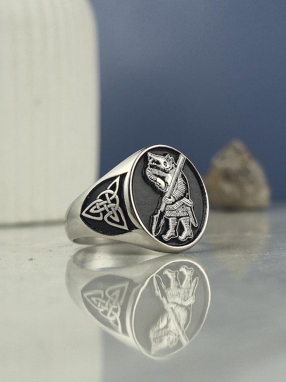 Sterling Silver Rampant Bear Warrior Ring: Norse Celtic Knot Design