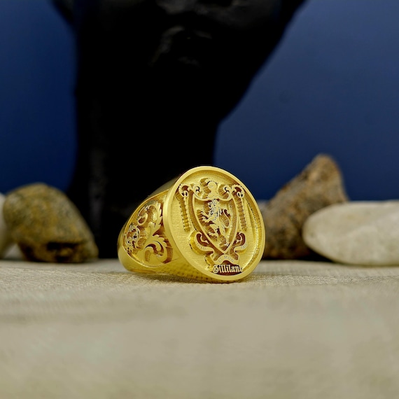 Custom Family Crest Signet Ring: Engraved Sterling Silver Heritage Jewelry