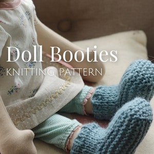 Doll clothing knitting pattern, Waldorf Style Doll clothes, Boot pattern, DIY, Sock booties by Fig and Me