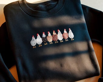 Besticktes Huhn Sweatshirt: Farm Animal Crewneck