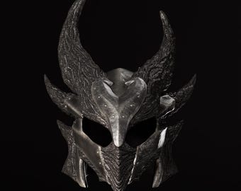 Casco malvado inspirado en Sauron (archivo STL): armadura de fantasía oscura imprimible en 3D (descarga digital)