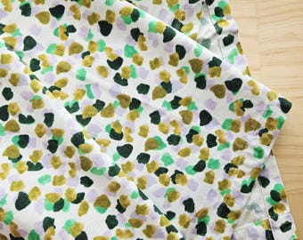 Retazo de tela de pana de algodón orgánico Gorman reciclado • Estampado de paisaje violeta • Costura, acolchado y manualidades