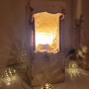 Concrete lamp Made in Berlin - Industrial concrete Lamp raw steel