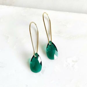 Long emerald green teardrop earrings - emerald crystal earrings - emerald green earrings - Swarovski crystal - green earrings