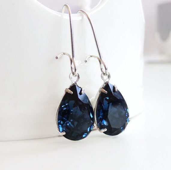 Curved Dark Blue Earrings with Swarovski (R) Crystal Sterling Silver Curved Dark Blue Earrings with Swarovski (R) Crystal Sterling Silver