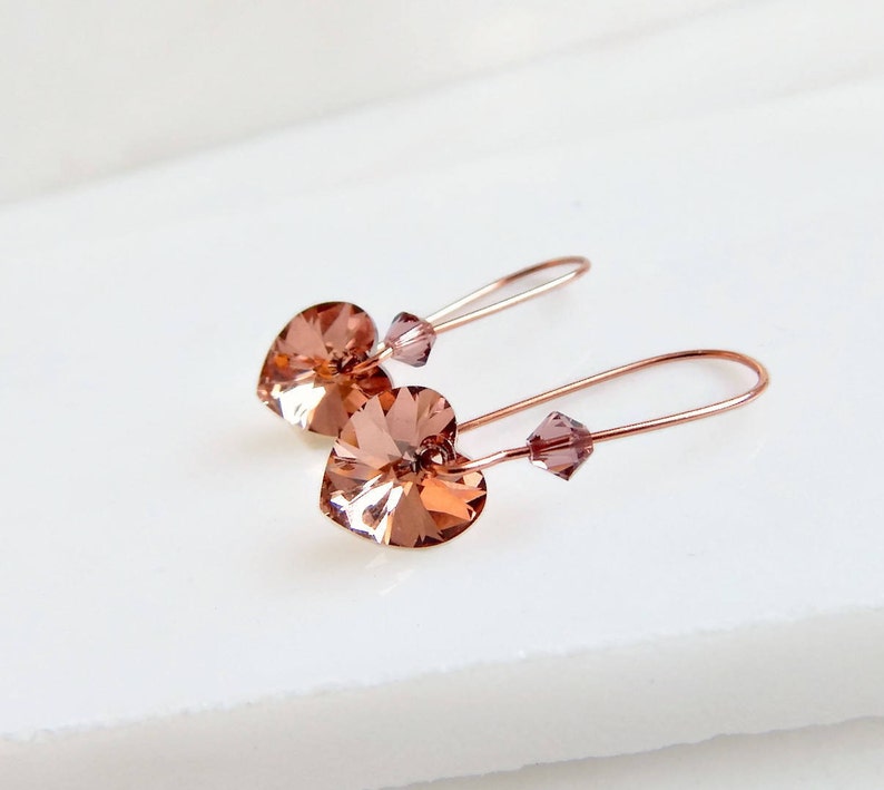 Crystal heart earrings in rose gold blush pink rose gold earrings rose gold heart hearrings Swarovski earrings zdjęcie 2