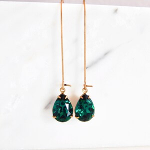 Teardrop emerald green crystal earrings - Swarovski earrings - emerald earrings