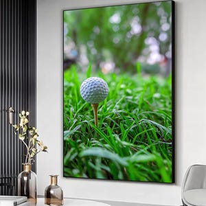 Impressão em tela de close-up de bola de golfe, Arte em tela de esporte de golfe, Arte de parede de campo de golfe gramado, Presente para amantes de golfe, Decoração de golfe emoldurada pronta para pendurar