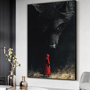Peut inclure: Un loup sombre et ombragé aux yeux jaunes brillants regarde une jeune fille en capuchon rouge. La scène se déroule dans une forêt sombre avec de grands arbres et une clairière herbeuse.