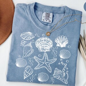 Comfort Colors Sea Shells 90s Vintage Style Tshirt,Ocean Shirt,Coastal Aesthetic Tee,Ocean Lover SeaShell Shirt,Ocean Lover Gift,surfer