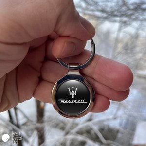 Porte-clés Maserati | Porte-clés en métal fait main | Porte-clés de qualité supérieure | Accessoires automobiles | Idée cadeau