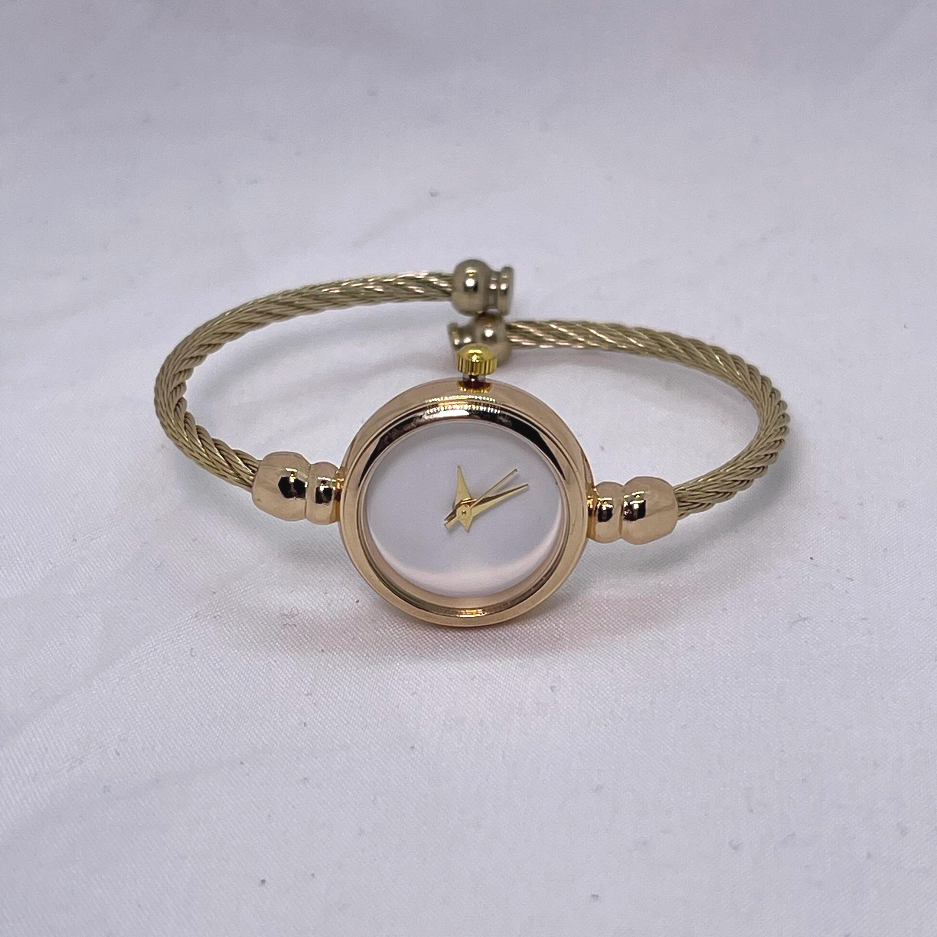 New Dainty Gold Women display picture 2