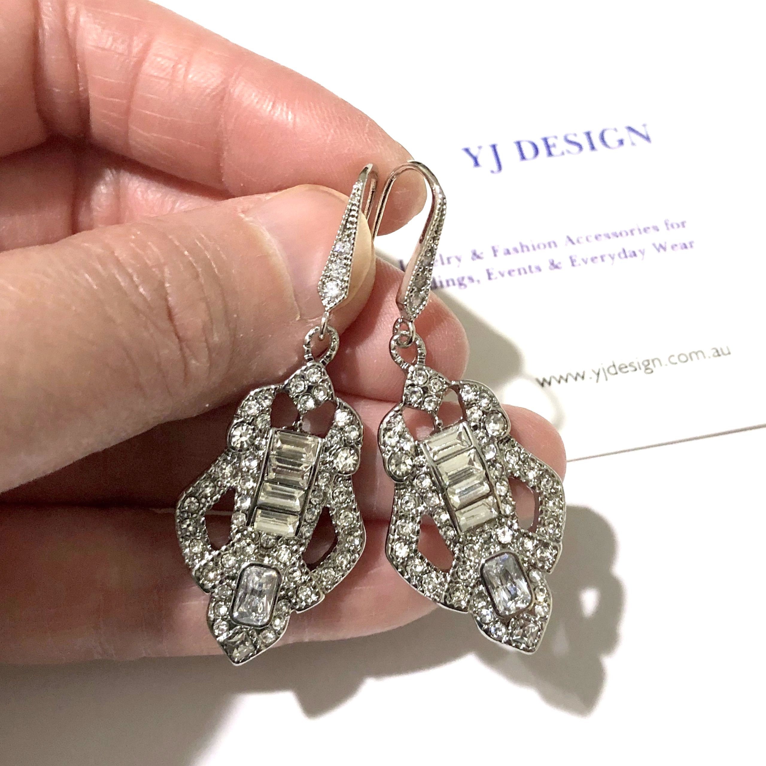 Art Deco Bridal Earrings, Gatsby Wedding Earrings, 1920s Vintage Style Bridal Jewelry, Rhinestone Crystal Dangle Wedding Jewelry Gift, LYRA