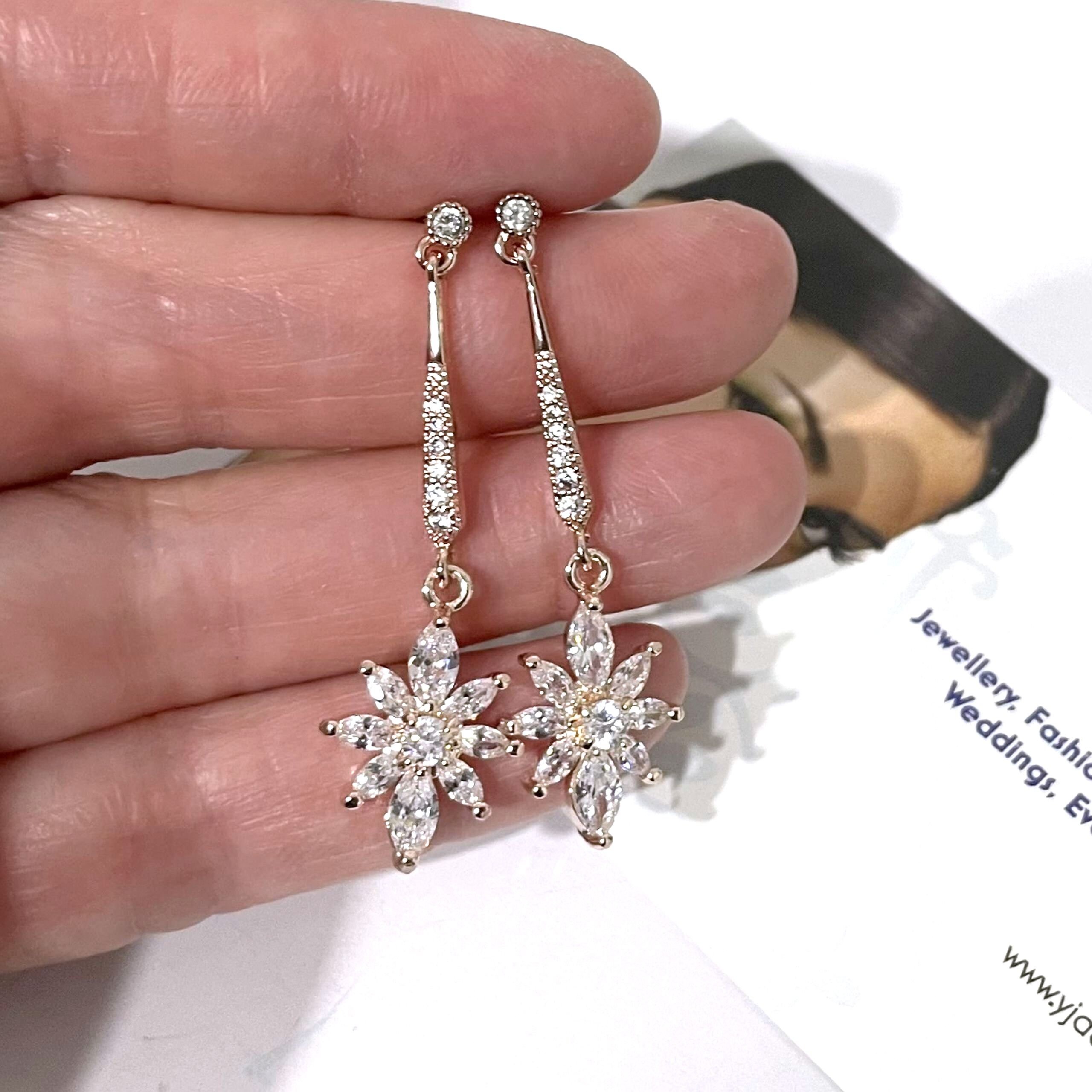 Broche/Pendentif Argenté Style Art Déco - Branche Et Gland Avec CZ Blanc - SB32 - Neuf Sans Boîte