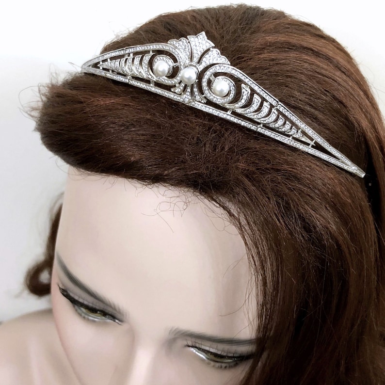 Gatsby Wedding Tiara, Art Deco Bridal Tiara, Vintage Style Wedding Crown, Fleur De Lis Bridal Headpiece, Pearl Cz Hair Accessory, FLEURA image 6