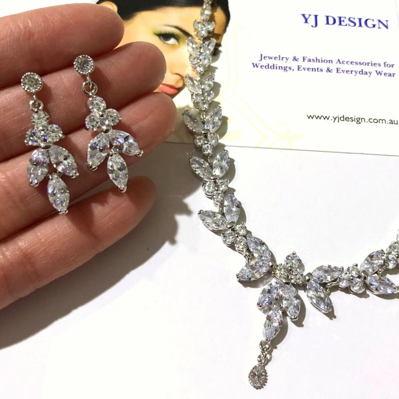 MMC Womens Necklaces Sparkling House Dangle Bridel Pendants