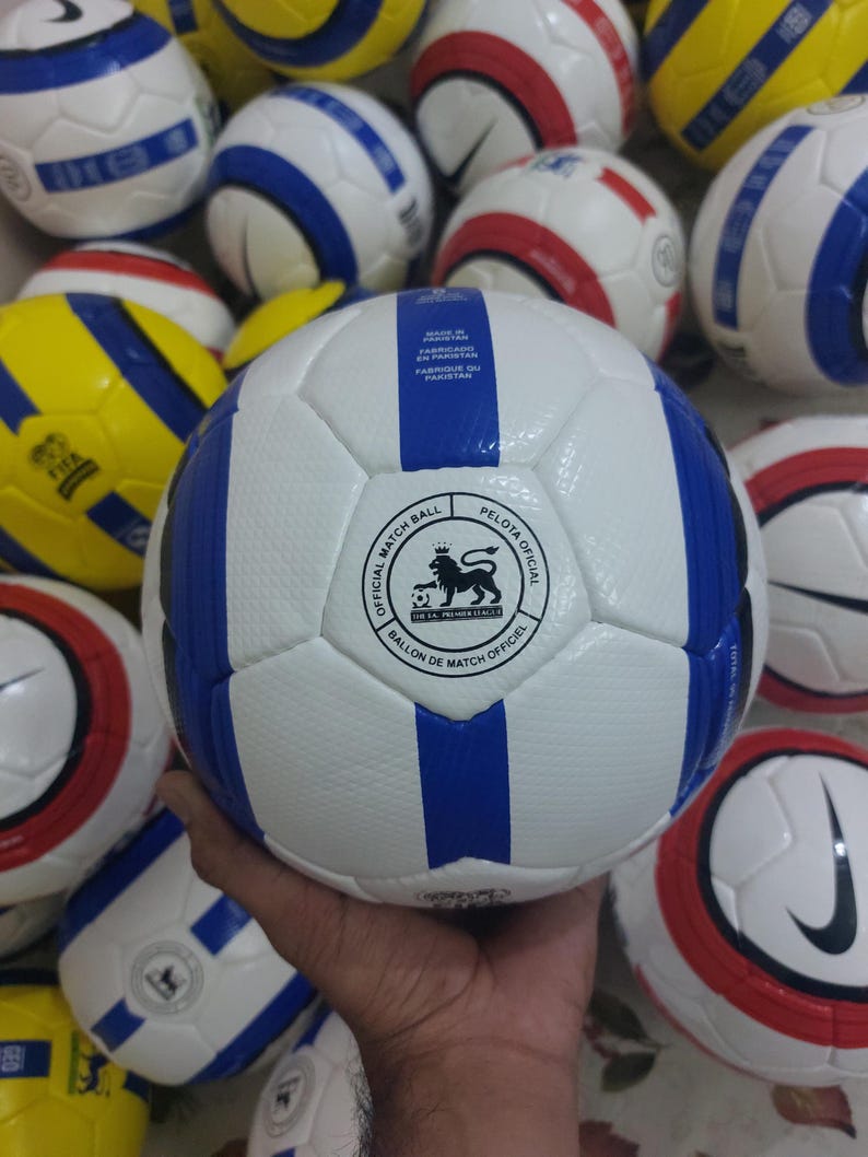Ballon De Foot T90 Aerow Taille 5 – Modèle 2005-06, Multicouleur, Cousu Main, Polyvalent