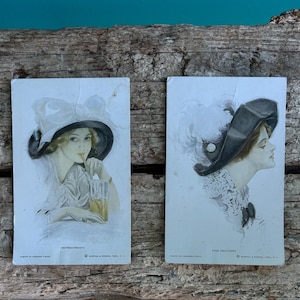 Vintage Postkarten aus der Zeit um 1900, Harrison Fischer “Refrisifs, Fine Feathers, Reinthal and Newman”, unbenutzt, separat erhältlich