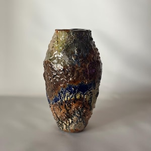 Large Sculptural Ceramic Vase – Handmade Textured Pottery Art – Wabi Sabi Statement Vessel – Unique Organic Home Decor