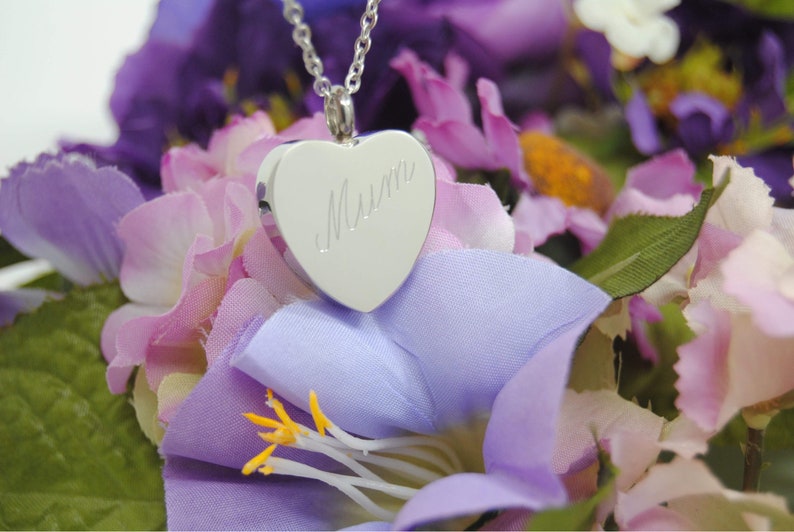 Engraveable Urn Necklace for a Mum Ashes Keepsake
