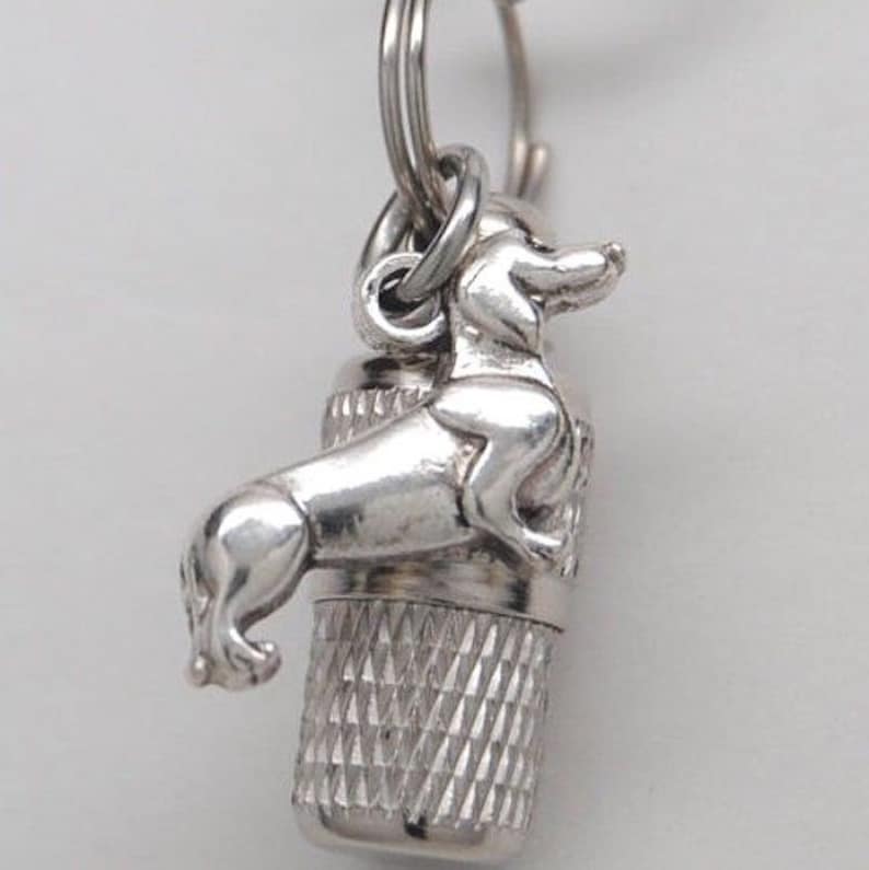 Unisex Doxie Ashes Keepsake Dachshund Cremation Urn Pendant with 24 Ball Chain
