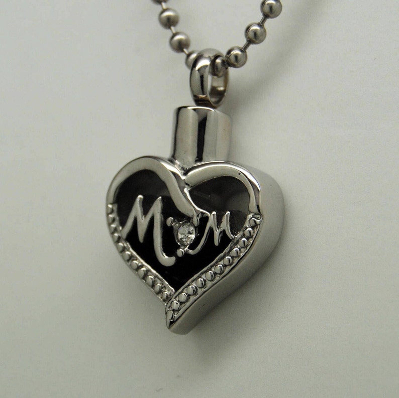 Mom Cremation Urn Necklace Mom Ashes Keepsake Memorial Jewelry Etsy mom-cremation-urn-necklace-mom-ashes-keepsake-memorial-jewelry-etsy