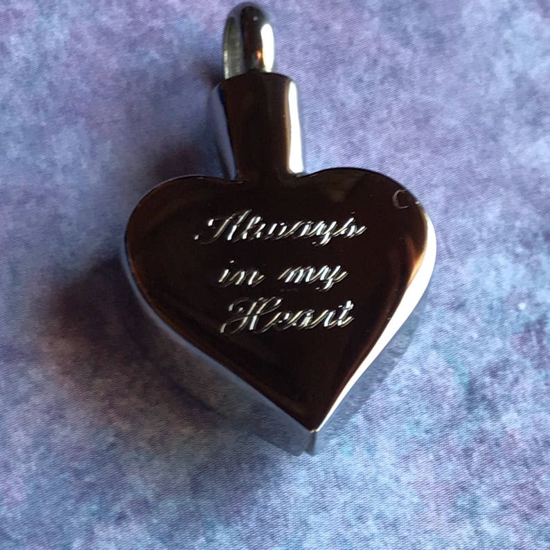 Stainless Steel Grandma Heart Shaped Cremation Urn Necklace Engravable Ashes Keepsake