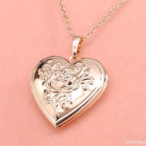 Roses Picture Locket Necklace || Rose Gold Over Stainless Steel Photo Keepsake || Gifts for Her