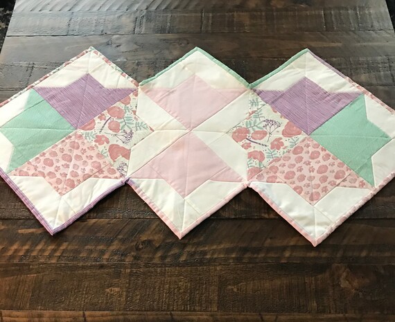Vintage Style Quilted Table Runner: Floral Patchwork, Pink, Teal, Orchid