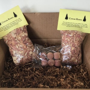 Cedar wood chips and Cedar wood Acorns