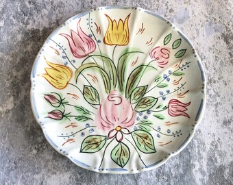 Southern PotteriesBLUE RIDGE Hand Painted 10 BOWLMajolicaVintage 1960/'sFluted EdgeBright FlowersTulipsPink RoseCornflowers