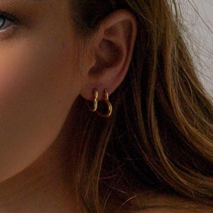Heart Hoop Earrings Gold Silver Open Heart Huggies Minimalist Earrings Perfect Gift for Her Dainty Heart Earrings Minimalist Heart Hoops