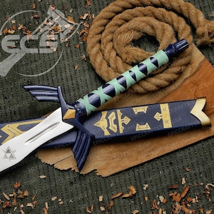 CUSTOM Hand Forged Stainless Steel The LEGEND of ZELDA Full Tang Skyward Link&#39;s Master Sword with Scabbard, valentine day gift, Gift for Him