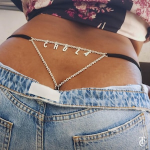 Cadena de cintura personalizada tipo tanga / Cadena corporal con letras personalizadas / Cadena corporal con constelaciones para mujer / Regalo para ella