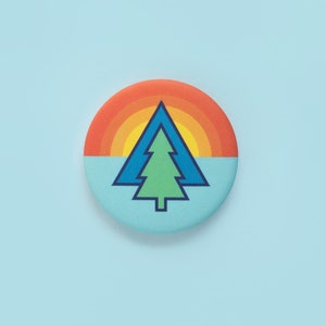 Tree Sunrise button image 1