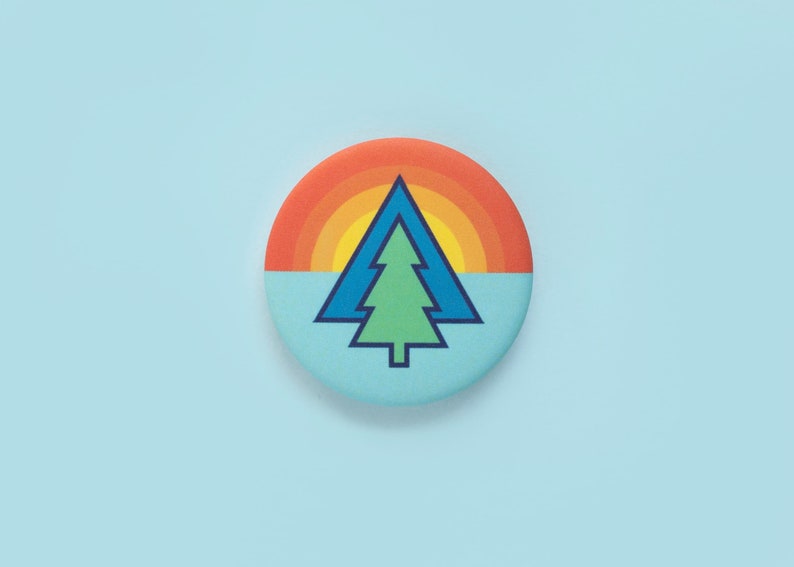 Tree Sunrise button image 1