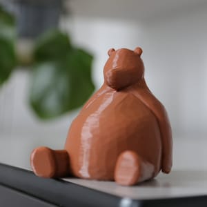 Amigo de mesa Djungelskog, brinquedo de mesa fofo, escultura de animal de brinquedo, modelo de urso fofo, decoração de casa, decoração de animais