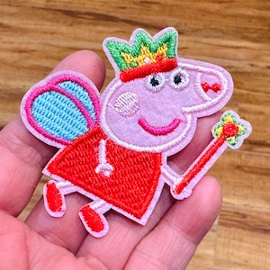 Pig Iron on Patch 2.75" Peppa Pig Embroidery Iron On Patch Cartoon Patch Girls Patch Embroidered Princess Patch Round Peppa Pig Patch
