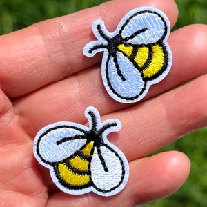 Bee Iron on Patch 1.18" Embroidered Bee Patch
