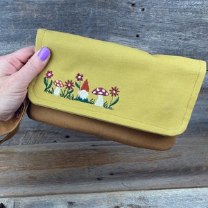 Wristlet Toadstool Coin Purse Gnomes and Mushroom Wallet Cell Phone Pouch Notions Pouch Zip Wallet Wristlet Travel image 6