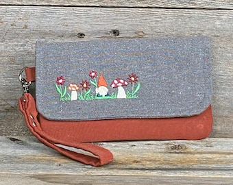 Wristlet Toadstool Coin Purse Gnomes Mushroom Wallet Orange and Gray Coin Purse Cell Phone Pouch Notions Pouch Zip Wallet Wristlet Travel