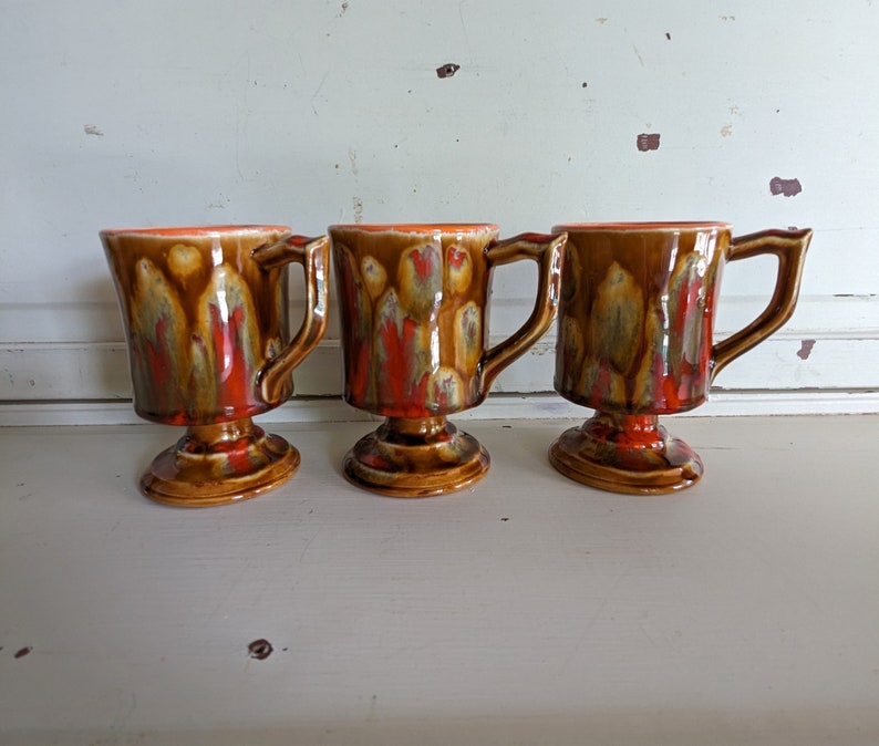 Vintage Seventies Coffee Mugs Pedestal Brown and Orange Splatter Design Ceramic Coffee Cups image 5