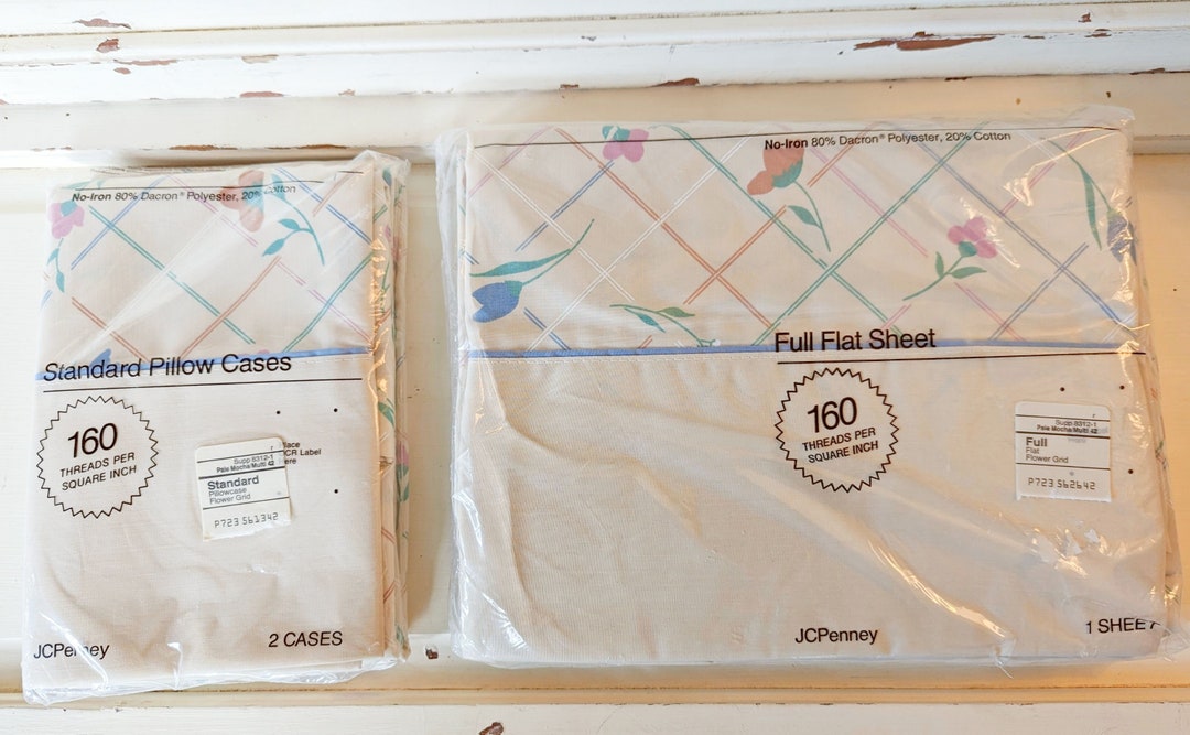 Vintage Jcpenney Fullsize Flat Sheet and Two Standard Pillowcases in